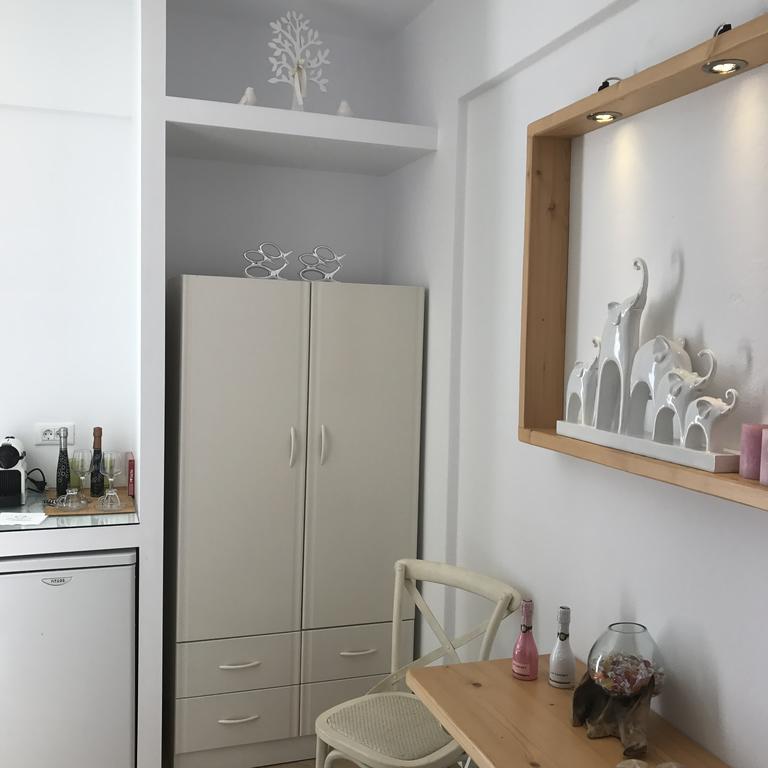 Yanna Asteri Suites Ornos  Exteriör bild